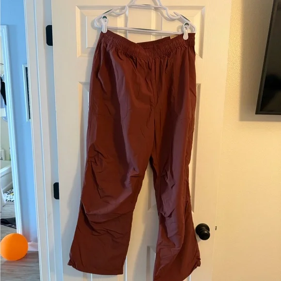 Jordan Rust Red pants - Picture 3 of 6